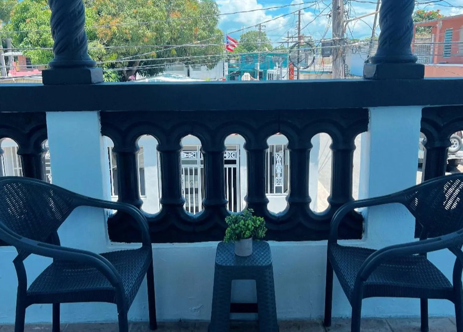 Art Deco Studio W Private Balcony Close To Beach 산후안 아파트
