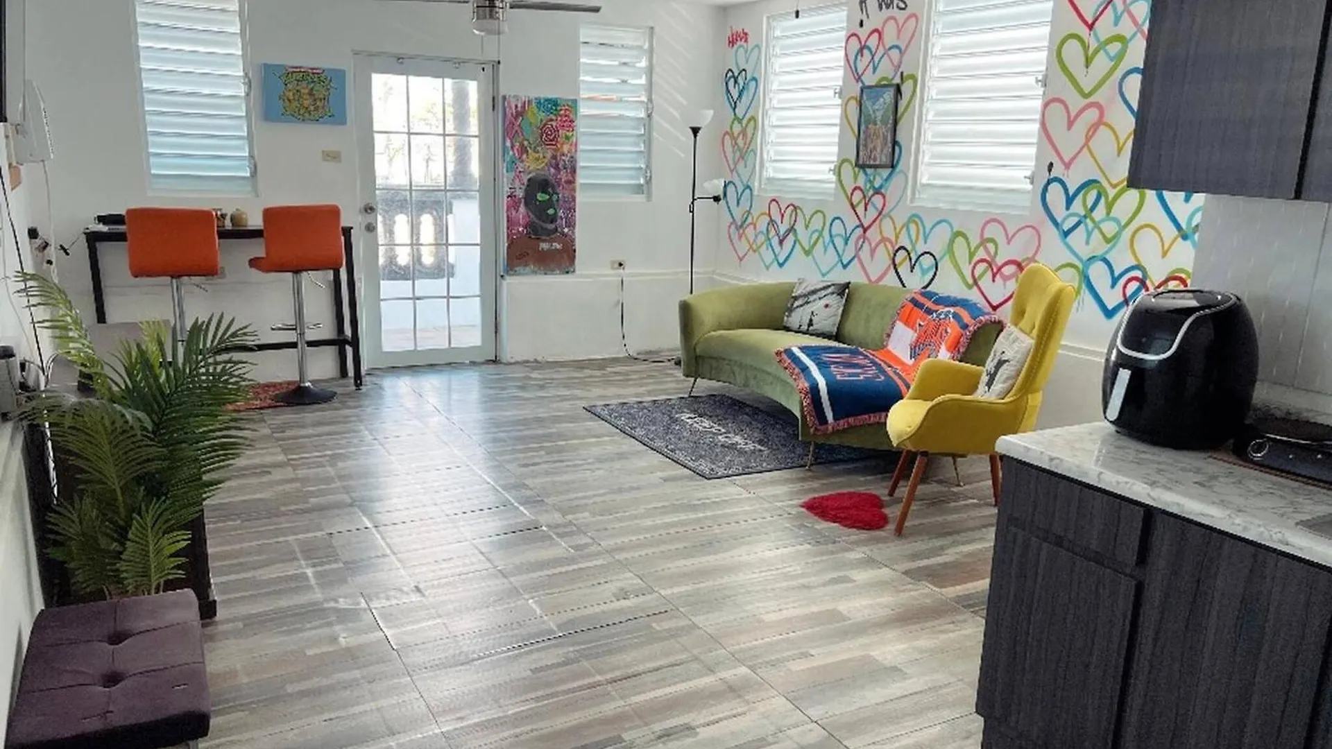Art Deco Studio W Private Balcony Close To Beach 산후안 아파트
